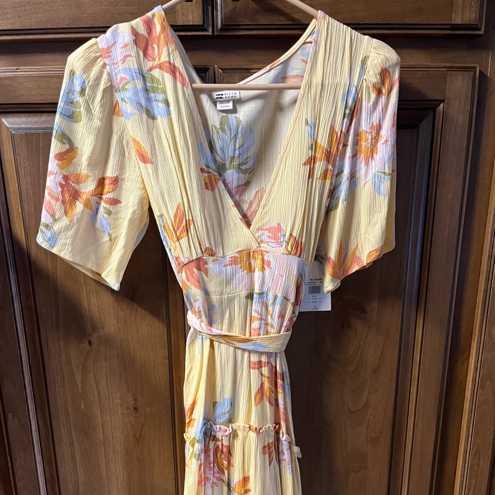 Billabong dress xs NWT! - Picture 3 of 7